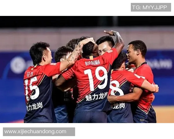 拉瓦勒与兰斯激战正酣双方拼尽全力争夺胜利的精彩瞬间回顾